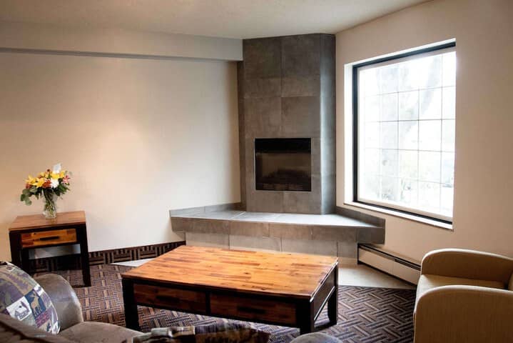 Hotel Interior 6 of 18